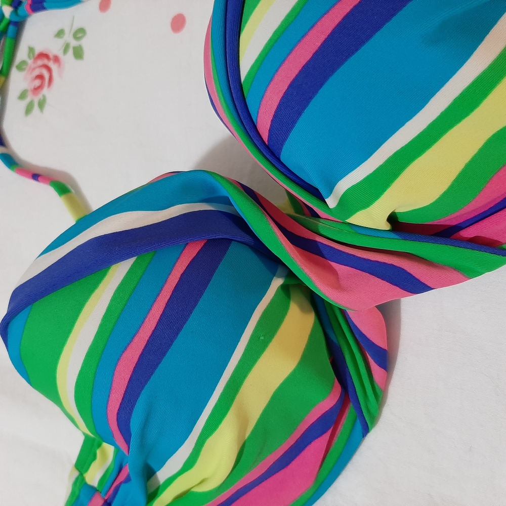 Colorful Striped Underwire Swim Top